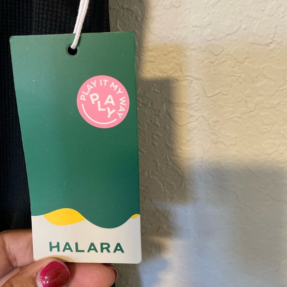 NWT HALARA vneck black jumpsuit, side pockets, short sleeve, straight leg flowy - Picture 6 of 9